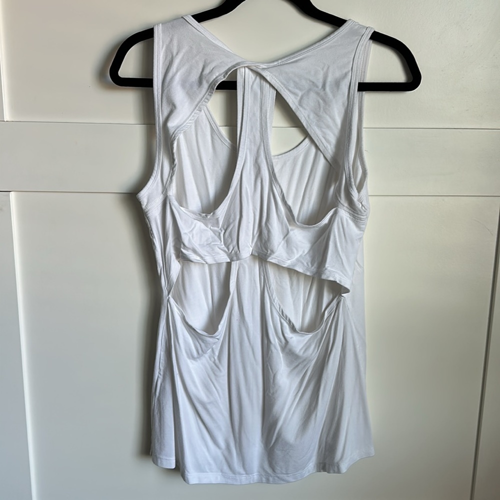 Fabletics tank - Picture 3 of 4